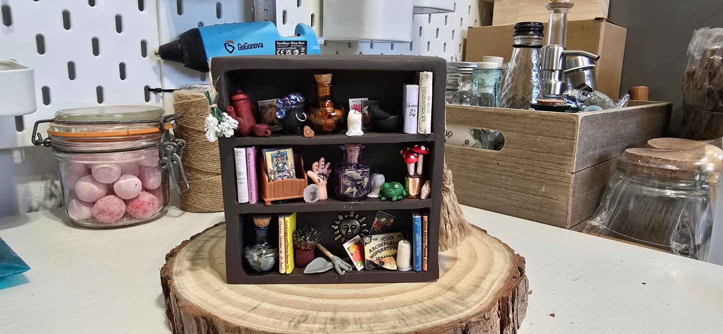 Apothecary Plant Pot