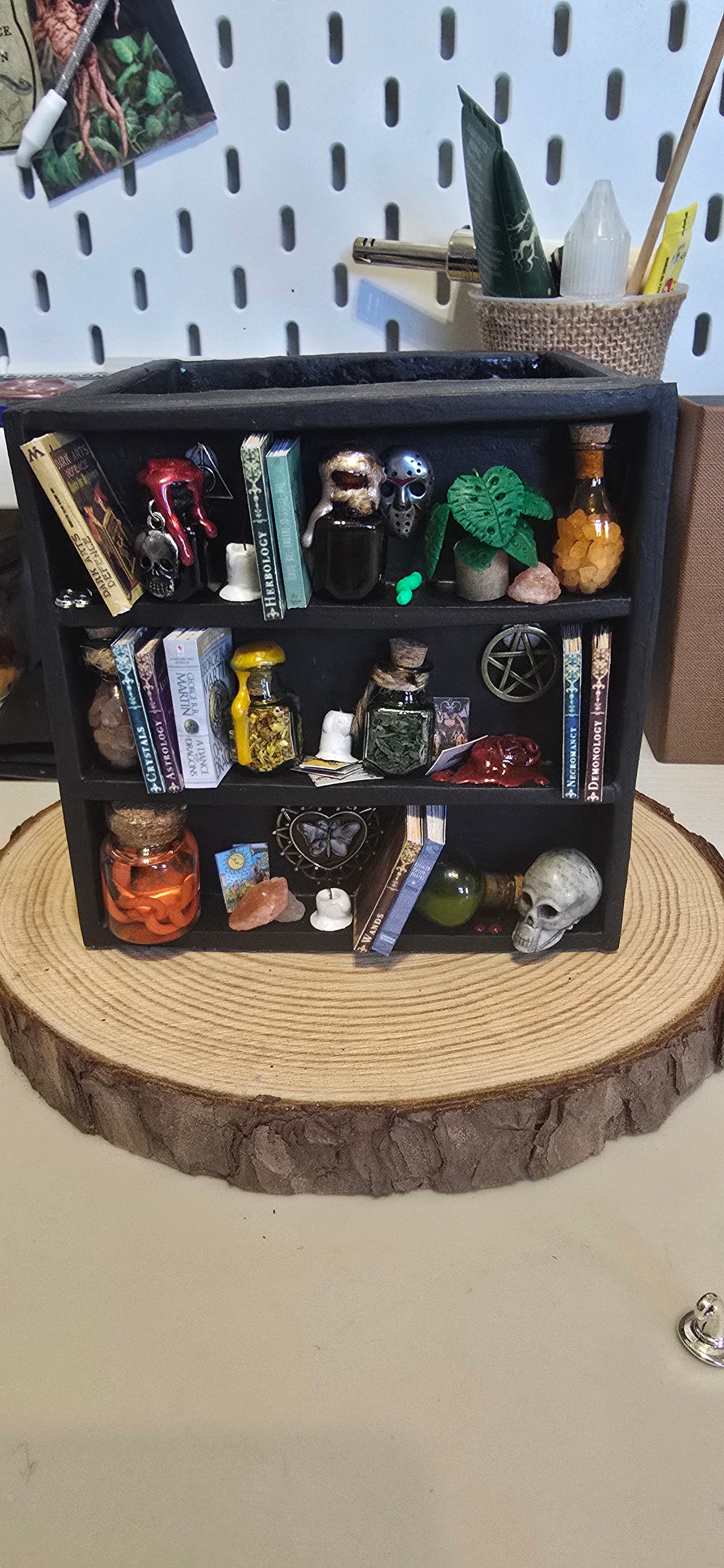 Apothecary Plant Pot