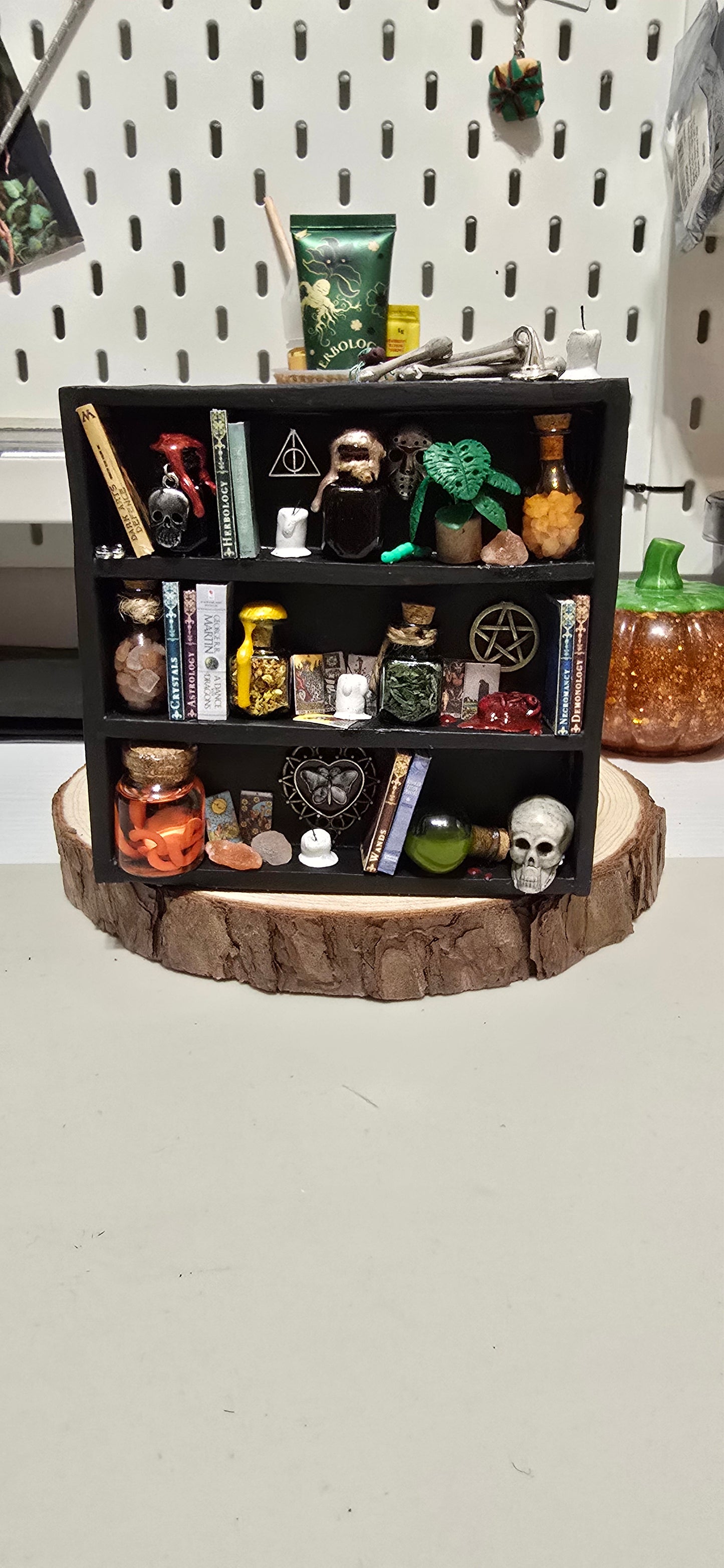 Apothecary Plant Pot