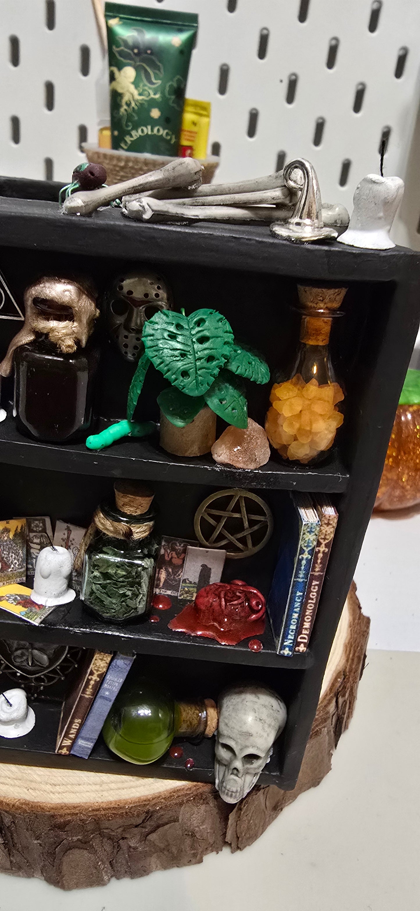 Apothecary Plant Pot