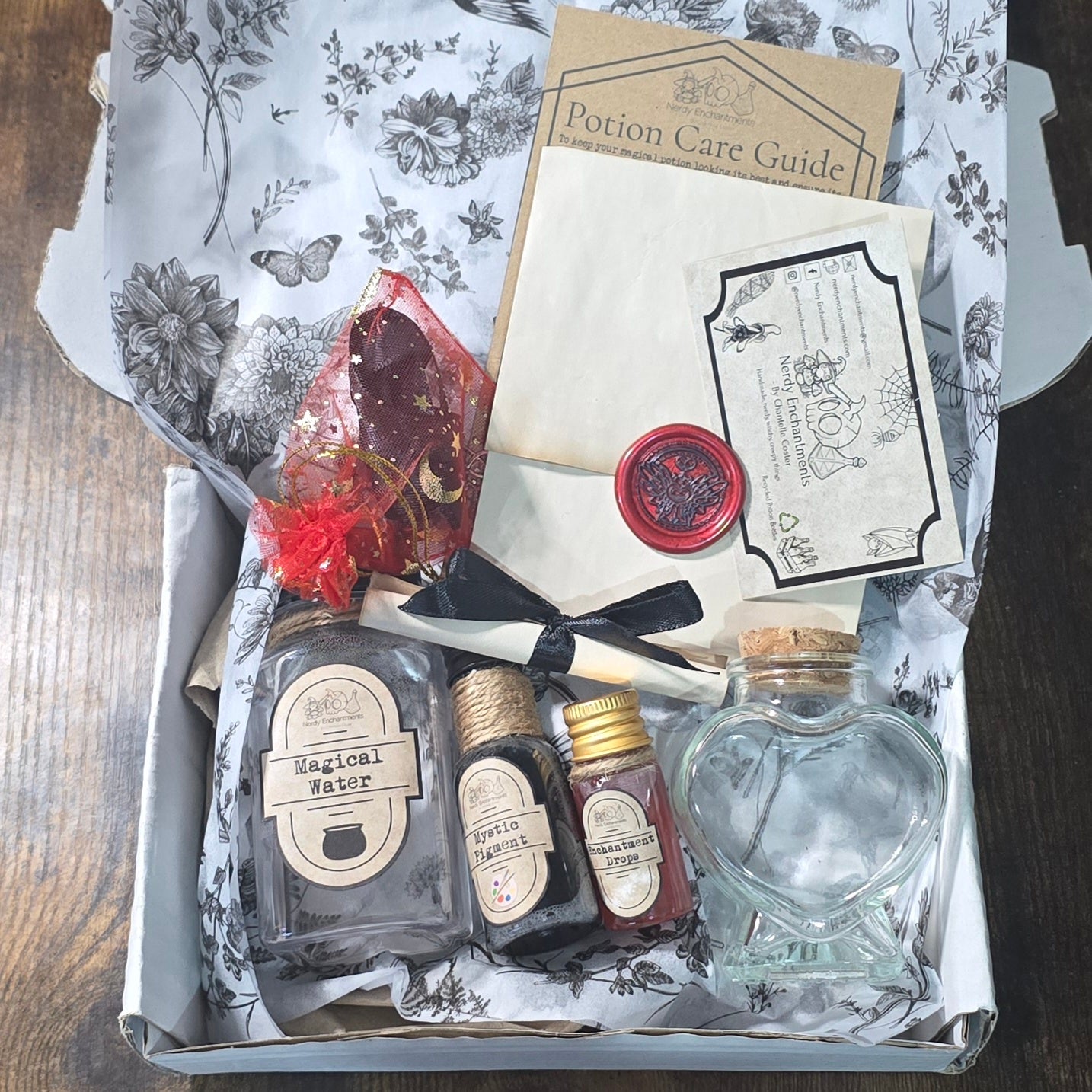 Amortentia DIY Potion Making Kit – Wizarding Love Potion Craft Set